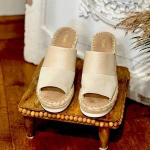 TOMS beige wedges, size 8